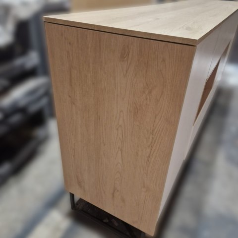 Komoda 200 cm Xooon Lindfield DEFEKT Komoda 200 cm Xooon Lindfield DEFEKT