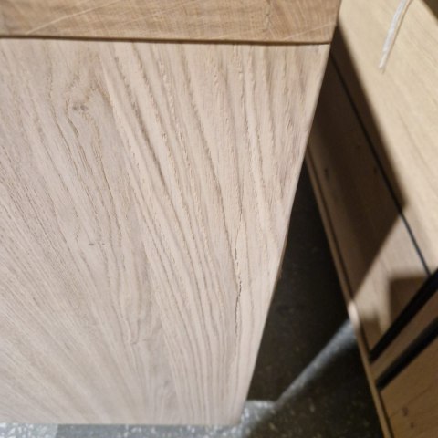 Komoda Shimanto 230 cm Bright Natural Oak Henders & Hazel DEFEKT (M) Komoda Shimanto 230 cm Bright Natural Oak Henders & Hazel DEFEKT (M)