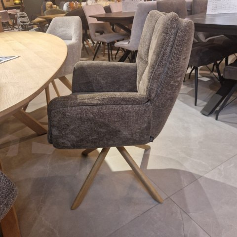 [na zamówienie] Fotel obrotowy JUNA z funkcją relax, tkanina Livigno chenille brązowy, rama dąb naturalny