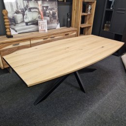 Nowoczesny stół w fornirze dębowym do jadalni FANEUR Xooon 210 x 105 cm z metalową podstawą typu pająk