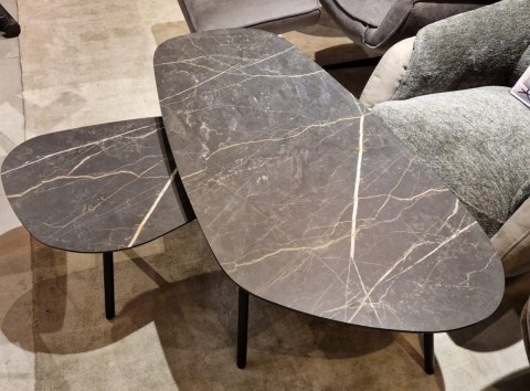 Zestaw dwóch stolików kawowych Palazio - Blat Primo Laminato o wyglądzie marmuru Onyx Zestaw dwóch stolików kawowych Palazio - Blat Primo Laminato o wyglądzie marmuru Onyx