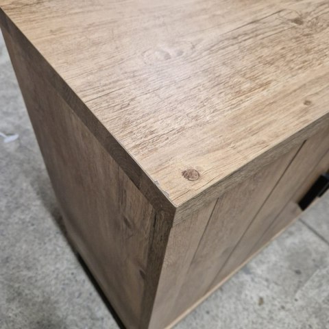(M, defekt) Komoda Delmonte 230 cm Henders& Hazel (M, defekt) Komoda Delmonte 230 cm Henders& Hazel