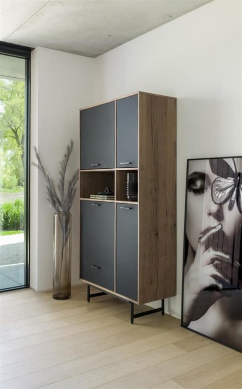 [R/T] Szafa do przechowywania/ witryna Xooon Torano