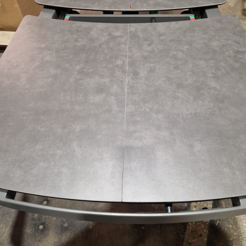 Defekt #1 Stół Henders& Hazel Vegas 200+ 80 x 100 cm ceramika na szkle hartowanym antracyt