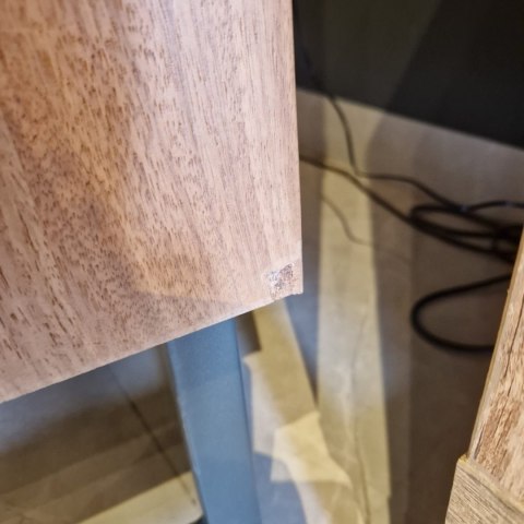 (K, defekt) Wysoka witryna industrialna TRAPANI 120x210 cm, fornir mango 'smoked', z oświetleniem LED.