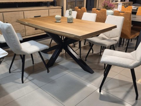 Krzesło do jadalni Xooon ARTELLA z personalizowaną tapicerką i podstawą Krzesło do jadalni Xooon ARTELLA z personalizowaną tapicerką i podstawą