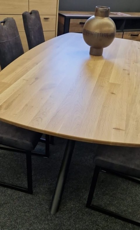 (M, od ręki) Stół Xooon Arvada 220 x 110 cm Oval lity dąb