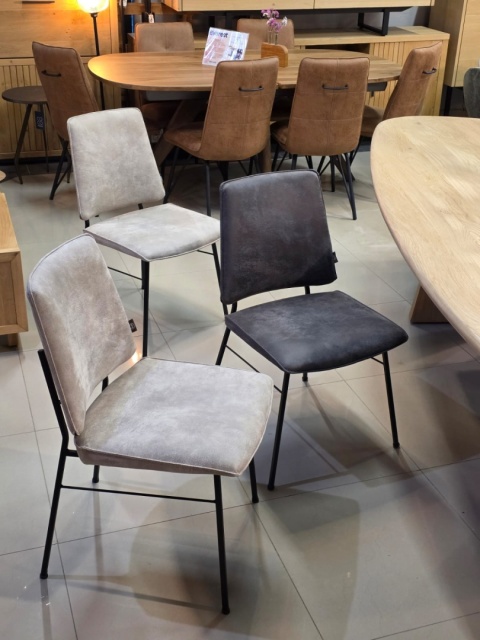 Stół Xooon Arawood | Trenton 270 x 120 cm natural lity bielony dąb