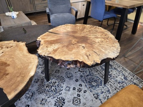 Stolik Kawowy Live Edge z Plastra Czeczota Topoli nr [9] Wymiary 108x106 cm, Grubość 9 cm, Nogi Metalowe Czarne