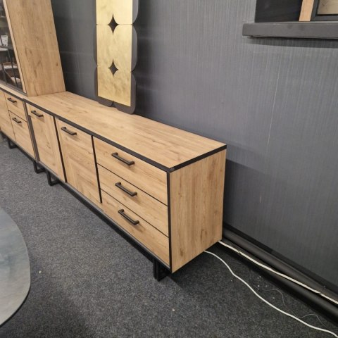 (T, defekt) Komoda H&H AVALON/ Avalox 200 cm natural LED VINTAGE OAK