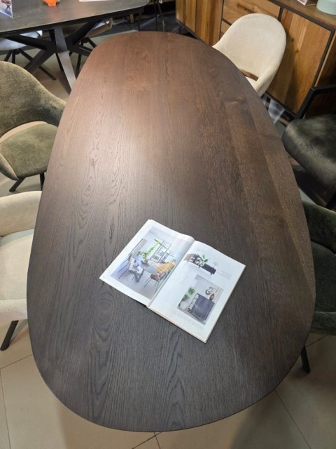 [na zamówienie] Stół do jadalni TRENTON 240x110 cm, fornir dębowy, kolor Clay, organiczny kształt