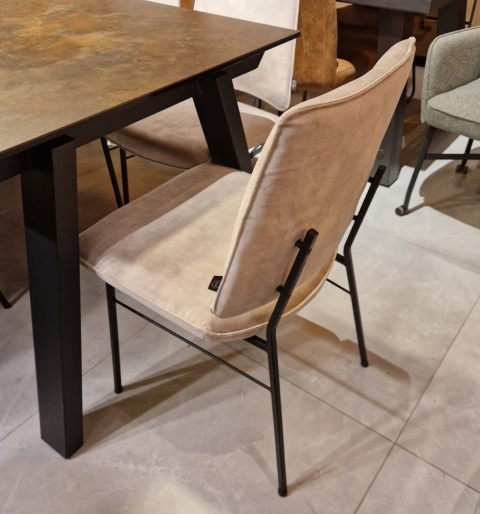 Krzesło Jadalniane FAAS / FAUSTO – Aksamit Karese Camel