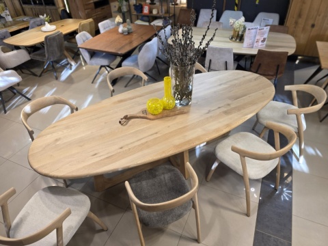 [R, od ręki] Stół Jadalniany Almora 270 cm - Lity Dąb Natural Sand (Lakier Platinum)