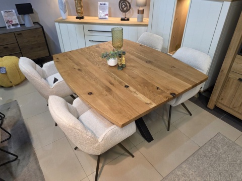 Stół Henders& Hazel Dublin 150 x 130 cm