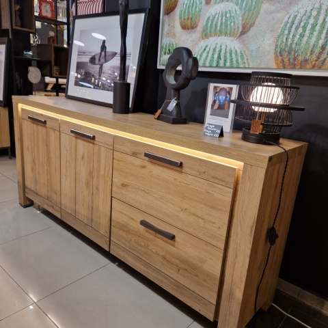 (R,defekt) Komoda Delmonte 190 cm Henders& Hazel