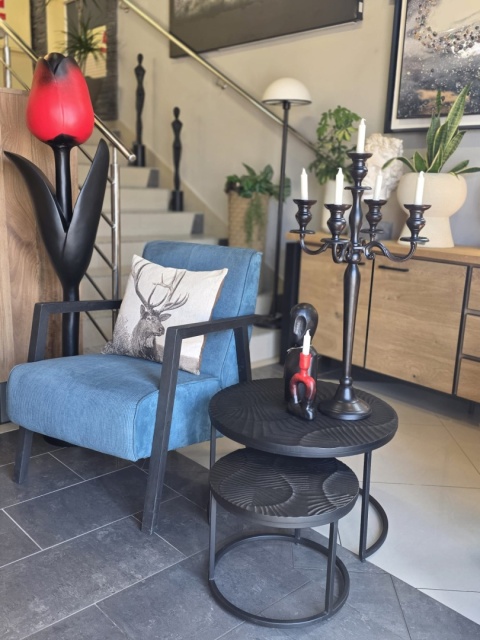 Rzeźba Podłogowa TULP DECO - Red & Black (151 cm)