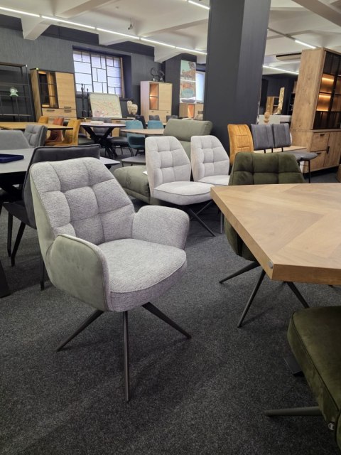 [WYBÓR WŁASNEJ TAPICERKI] Krzesło Bell Henders& Hazel