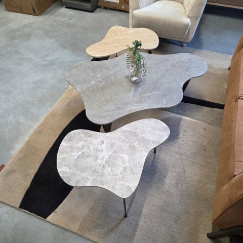Designerski Stolik Kawowy NIDUM 75 cm - COCO maison | Organiczny Blat HPL Jasny Marmur, Czarna Metalowa Podstawa