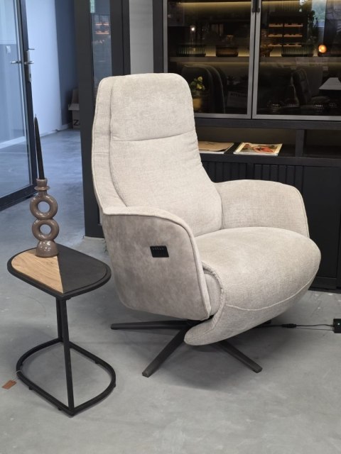 Fotel Rozkładany Elektrycznie FELINO - Chenille Livigno / Oregon, Kolor Kiezel (Kamykowy), 2 Silniki, Grafitowa Podstawa Design