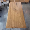 [OD RĘKI] Dębowy Stół MASIV 210x100 cm – Lity Blat 5 cm, Wybarwienie C4, Żywica Perłowo-Transparentna, Krawędź Prosta Zaoblona