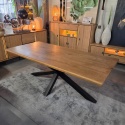 [OD RĘKI] Dębowy Stół MASIV 210x100 cm – Lity Blat 5 cm, Wybarwienie C4, Żywica Perłowo-Transparentna, Krawędź Prosta Zaoblona