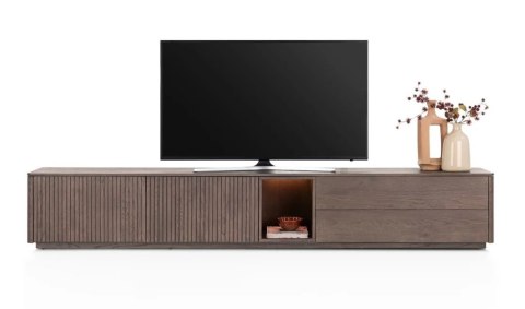 [na zamówienie] Szafka RTV Lowboard TRENTON 270 cm - XOOON | Fornir Dębowy Clay, Podświetlenie LED, System Push-to-Open