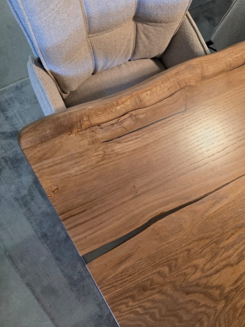 [OD RĘKI] Stół Jadalniany MASIV 220 x 110 cm – Blat 5 cm z Litego Dębu (Żywa Krawędź / Przyciemniana Żywica)