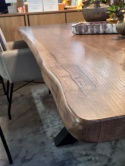 [OD RĘKI] Stół Jadalniany MASIV 220 x 110 cm – Blat 5 cm z Litego Dębu (Żywa Krawędź / Przyciemniana Żywica)
