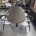 Owalny Stół Jadalniany CALETTA 270 x 110 cm – Blat z Forniru Dębowego w Kolorze Bazaltowym – Metalowa Noga Centralna Antracyt