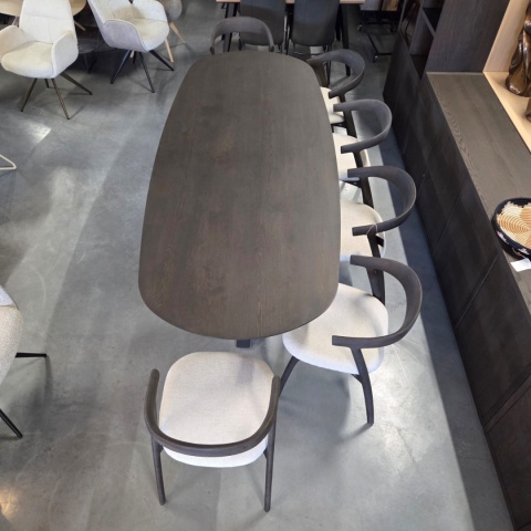 Owalny Stół Jadalniany CALETTA 270 x 110 cm – Blat z Forniru Dębowego w Kolorze Bazaltowym – Metalowa Noga Centralna Antracyt