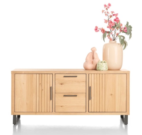 [od ręki] Designerska Komoda RTV PAVIE 175 cm – Naturalny Fornir Dębowy (Efekt Lameli) – System Soft-Closing