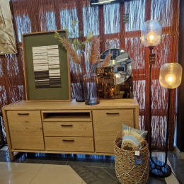 Elegancka Komoda / Sideboard NYSTEAD 180 cm - Fornir Dębowy Dune Natural, Oświetlenie LED, Lakier Platynowy, Soft-Closing
