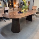 [od ręki] Owalny stół jadalniany Caletta 240 x 105 cm - Marble Brown HPL, nogi Trenton