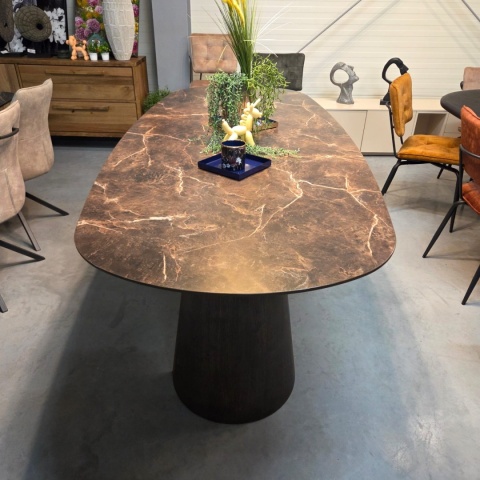 [od ręki] Owalny stół jadalniany Caletta 240 x 105 cm - Marble Brown HPL, nogi Trenton