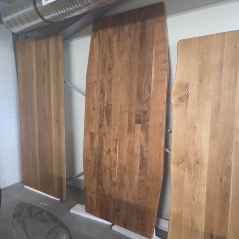 [od ręki] Stół Jadalniany QUEBEC 240x110 cm – Egzotyczne Drewno Kikar – Centralna Metalowa Noga Pająk – Henders & Hazel
