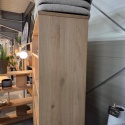 [defekt] Skandynawska Dębowa Komoda Wysoka CASTELLO 180 x 195 cm – Dąb Piaskowy – Oświetlenie LED – Projekt Premium