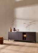 [OD RĘKI] Duża Komoda / Kredens TRENTON 240 cm, Fornir Dębowy Kolor Clay, Lamele, 2 Drzwi, 3 Szuflady, Wnęki LED