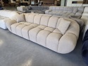 Sofa 4-osobowa MIRA LOUNGE (265 cm) – beżowa tkanina strukturalna, łagodny profil