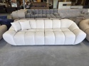 Sofa 4-osobowa MIRA LOUNGE (265 cm) – welur Opera Cream, łagodny profil
