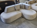 Sofa narożna w kształcie litery L OSLO LOUNGE (234 x 165 cm) – welur Opera Pearl, obłe wykończenie