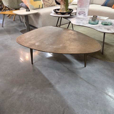 [defekt] Stolik Kawowy DORVAL 105x82 cm (Organiczny Kształt, Ręcznie Wykończony Metal Antique Gold) - Henders & Hazel
