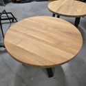 Stolik kawowy OAKLINE (Średnica 90 cm) – lity dąb 4 cm, gwiazdowata podstawa czarna (Star / Gwiazda)