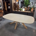 [na zamówienie] Stół do jadalni Himalaya 210 x 120 cm – owalny blat ceramiczny, dębowa podstawa (Henders & Hazel)