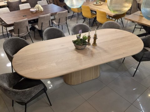 [na zamówienie] Dębowy stół do jadalni HENDERS & HAZEL RAVELLO (120 × 270 cm) – blat z litego drewna, kolor Dune, Platinum Lak