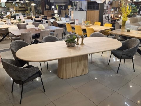 [na zamówienie] Dębowy stół do jadalni HENDERS & HAZEL RAVELLO (120 × 270 cm) – blat z litego drewna, kolor Dune, Platinum Lak