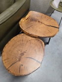 Zestaw 2 stolików kawowych z plastrów/ plaster/ plastra drewna orzechowego (wys. 42 i 48 cm) – lity orzech, stal | NATURA