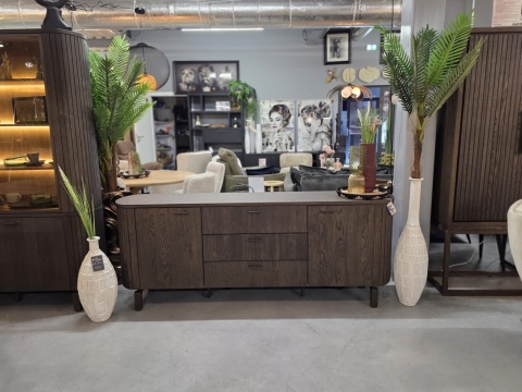 [od ręki] Komoda / Sideboard RAVELLO 220 cm - Fornir Dębowy w Kolorze Bazaltowym, Matowy Lakier Platynowy, Soft-Closing